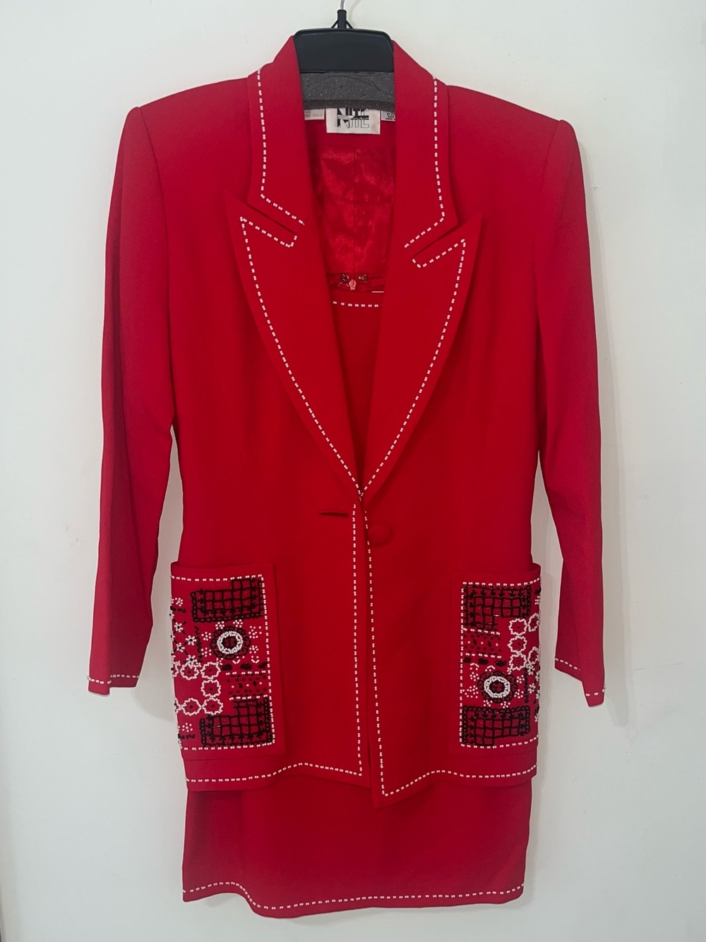 Nite line vintage 80s Women’s 2 Piece Suit Jacket Dress Red Beaded Size 8